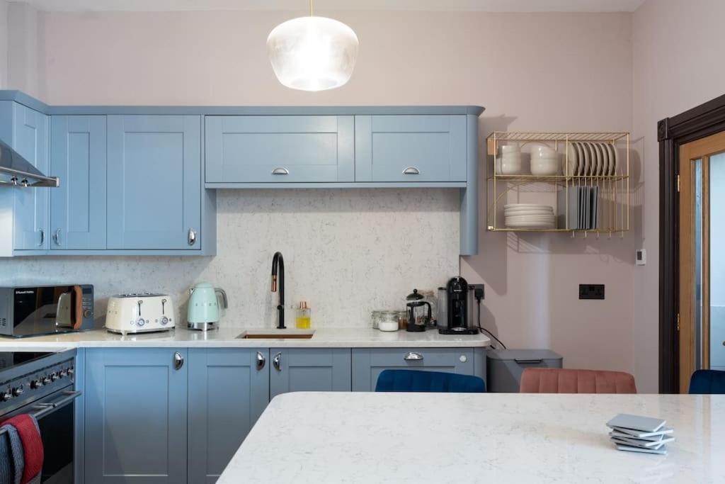Stylish Beachfront Bolthole With Stunning Sea Views And Luxury Touches Herne Bay Exterior foto
